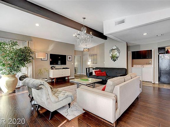 4th image of 978 Elysian Dr