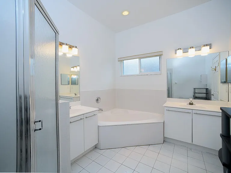 14186 SW 32nd St — Photo 14