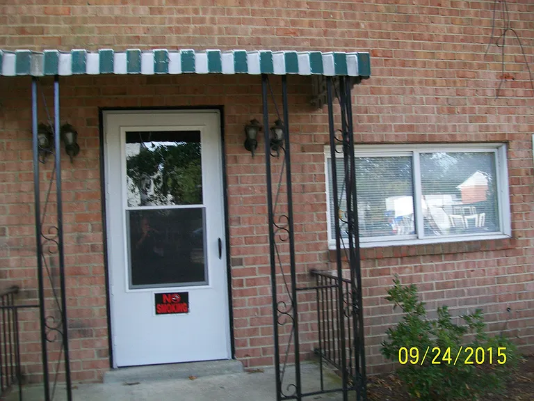 4027 Macarthur Ave — Photo 4