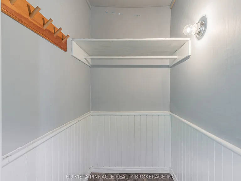 132 Wharncliffe Rd N #BACK — Photo 14