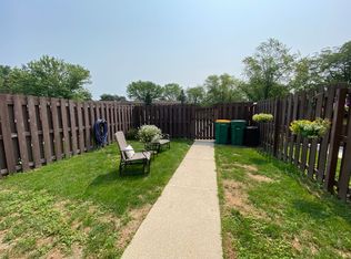 W164N11511 Squire Ct, Germantown, WI 53022
