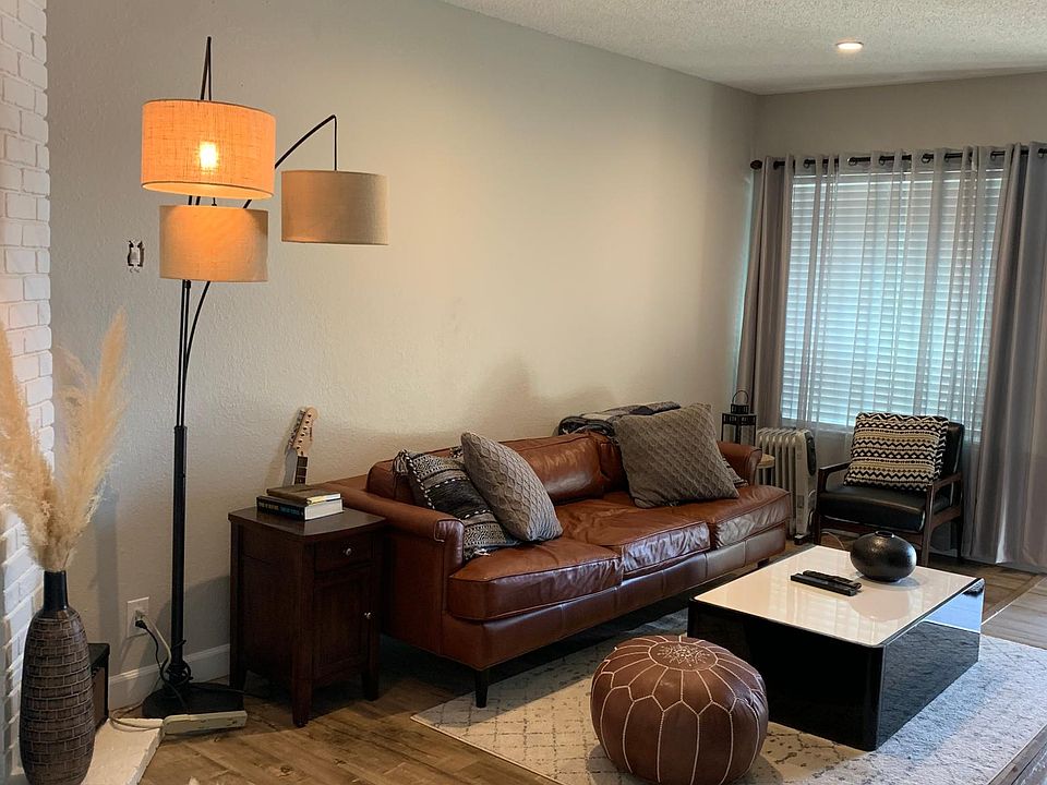 Living room looking towards entrance