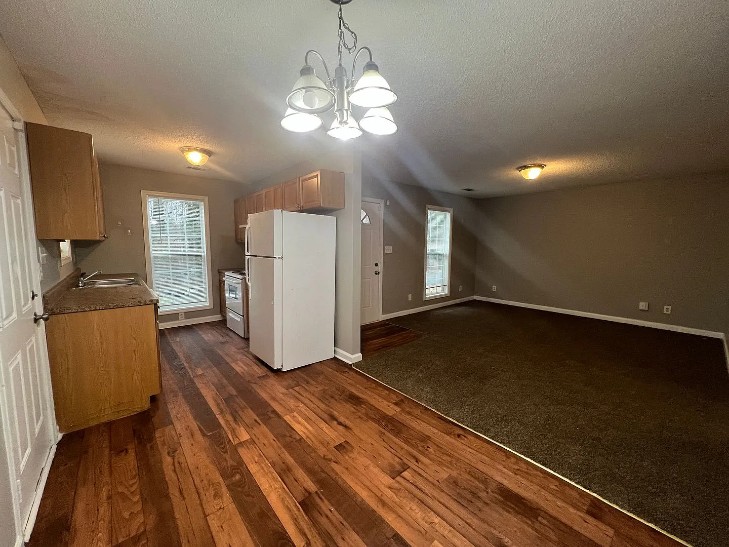 3/2 Ranch Perfect For Growing Family! — Photo 4