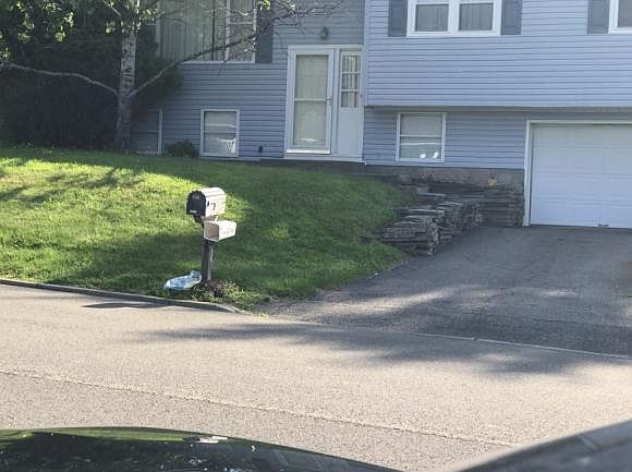 2nd image of 5 Spring St