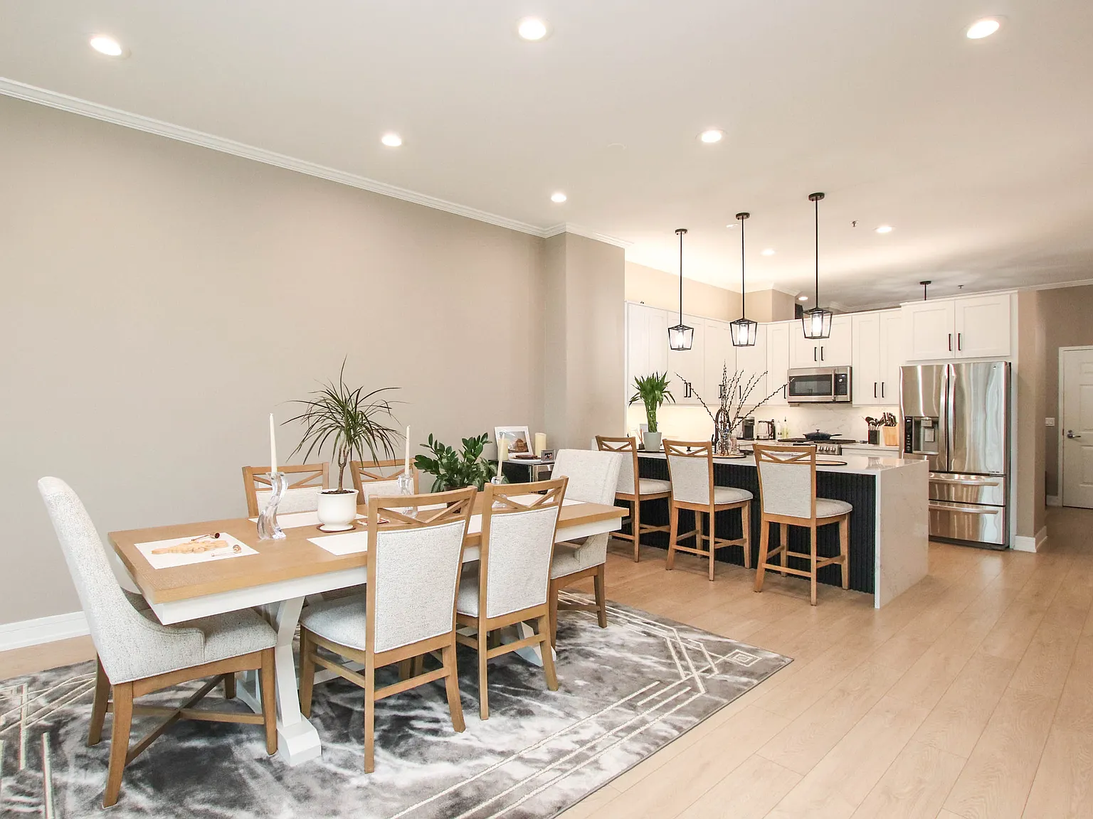 2 bed, 1530 sqft, $4,250 — Photo 3