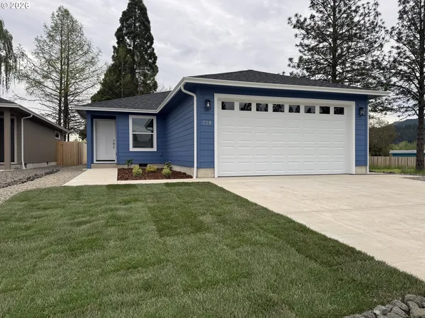 226 Miller St, Sutherlin, OR 97479