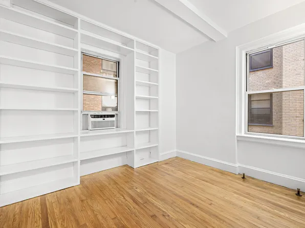 439 East 51st Street image 9 of 14