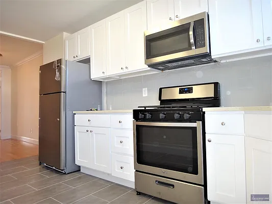 Rented by Brownstone Real Estate | media 10