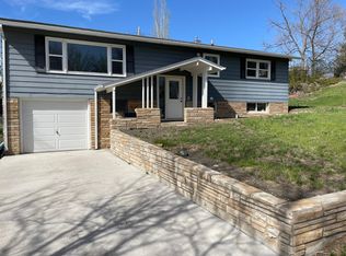 8 Oakland St, Rapid City, SD 57701
