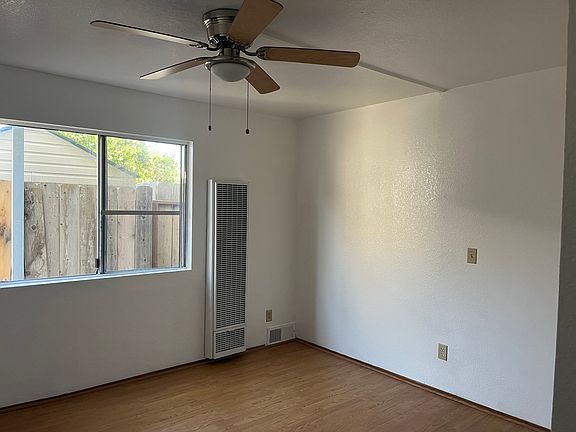 3rd image of 4956-58 Narragansett Ave #B