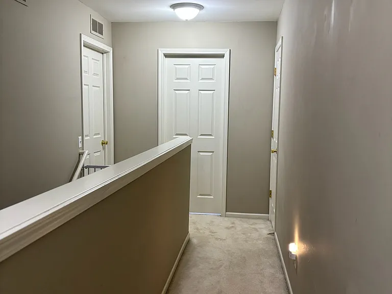 7609 Carlton Dr — Photo 20