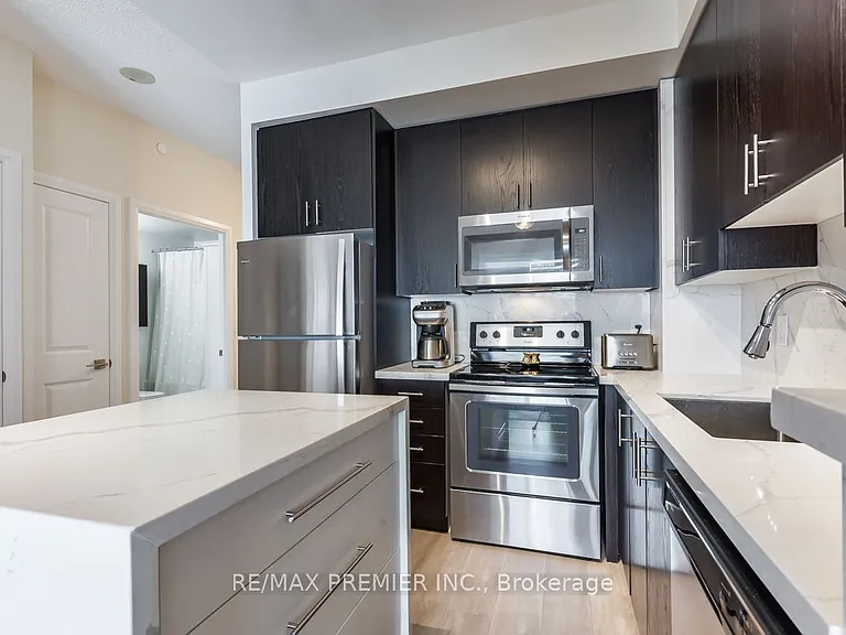 3600 Highway 7 Rd #803 — Photo 5