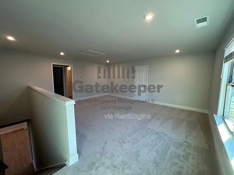 505 Colebrook Way — Photo 28