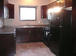 11204 75th Ave #1A, Grande Prairie, AB T8W0C5