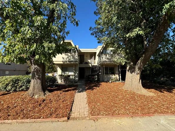 4923 Cowell Blvd, Davis, CA 95618