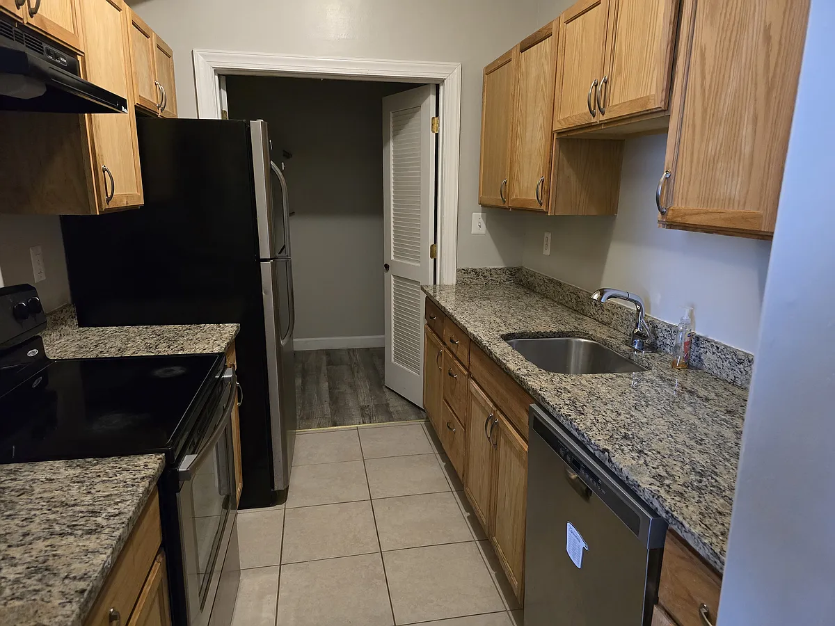 Building Photo - 615 Homestead St #1B