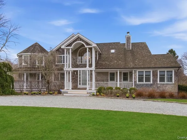 2 Quogo Neck Lane, Quogue, NY 11959