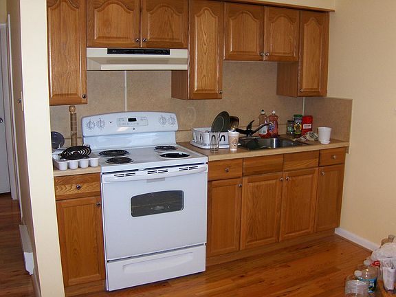 2nd image of 2130 S 16th St Floor 2