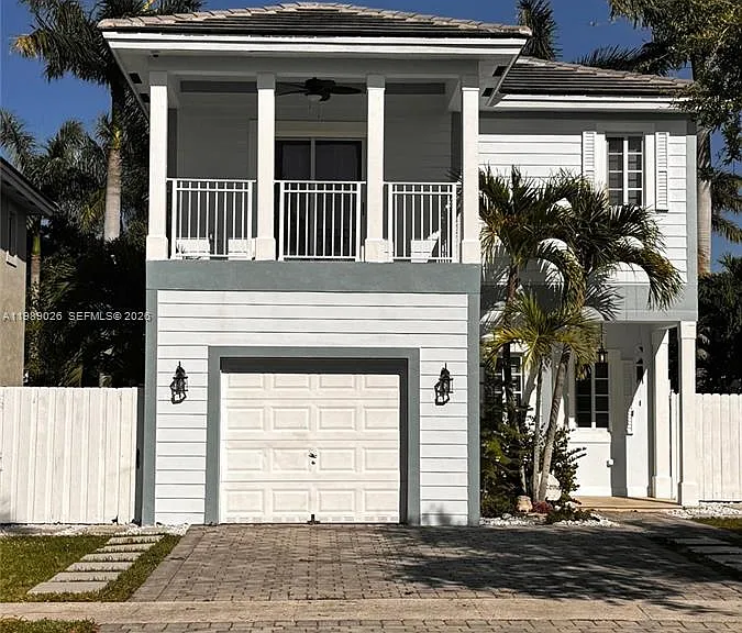 365 NE 32nd Ter #365 — Photo 5