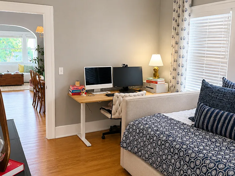 930 1/2 NW 20th St #930 — Photo 11