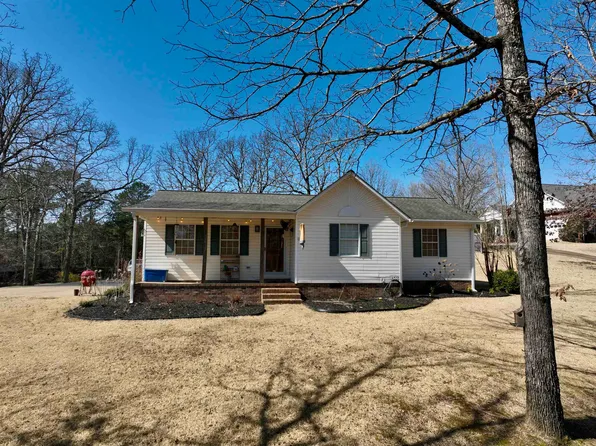 39 Fairway Pl, Selmer, TN 38375