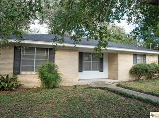 206 E Convent St, Victoria, TX 77901