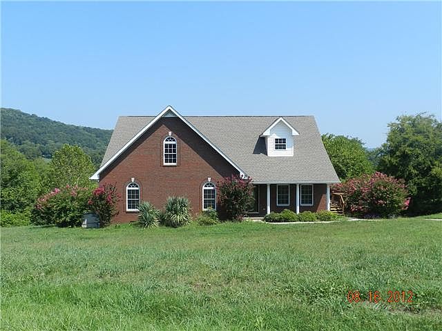 1st image of 109 Oak View Dr W