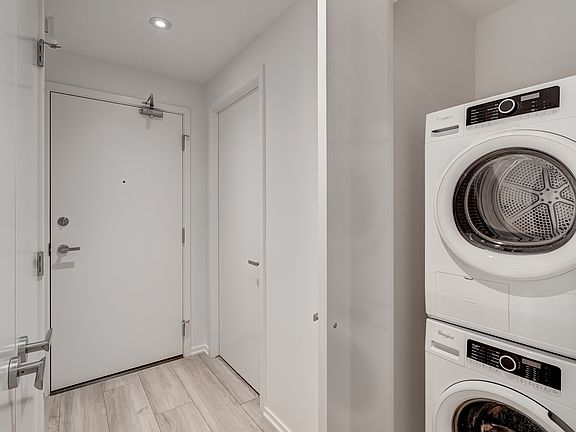 2nd image of 615 6th Ave SE #611