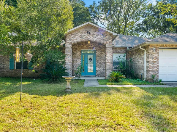 57 S Pleasant Dr, Defuniak Springs, FL 32435