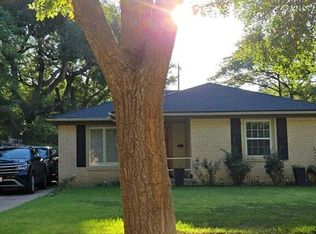 2113 S Hughes St, Amarillo, TX 79109
