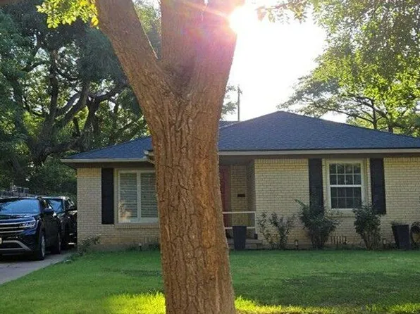 2113 S Hughes St, Amarillo, TX 79109