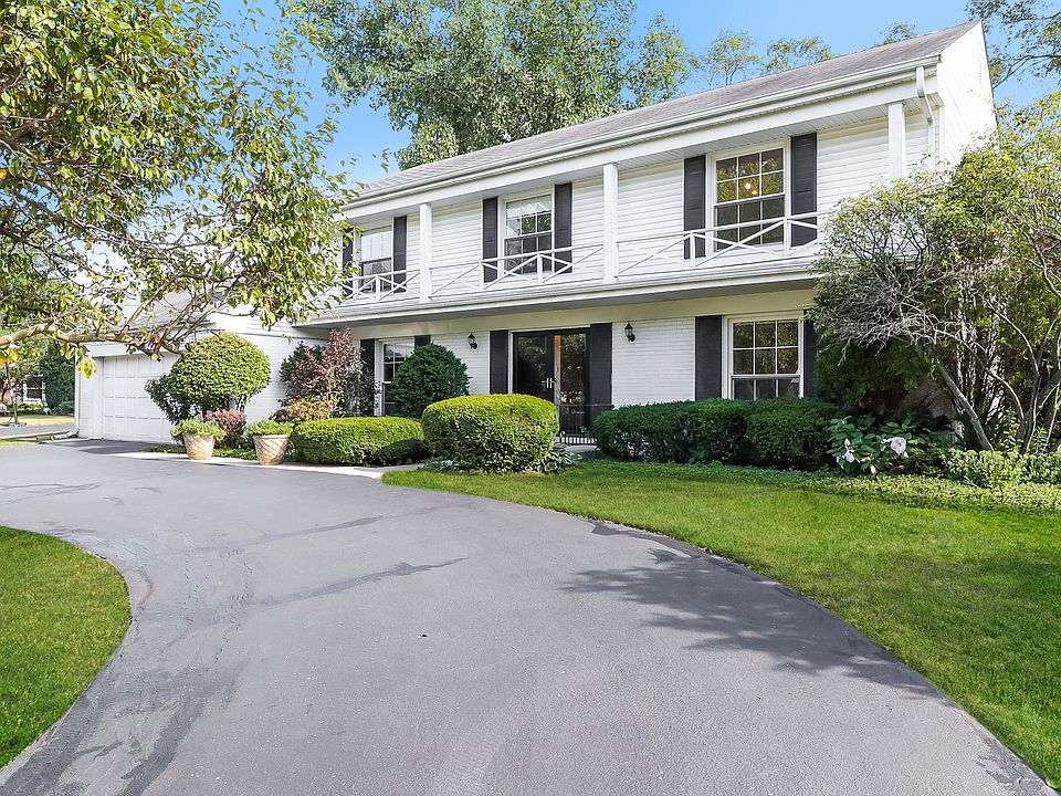 1st image of 1025 Antique Ln