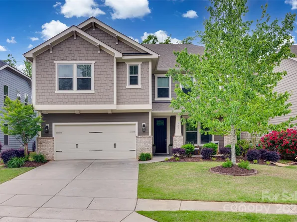 724 Lagan Ct, Fort Mill, SC 29715