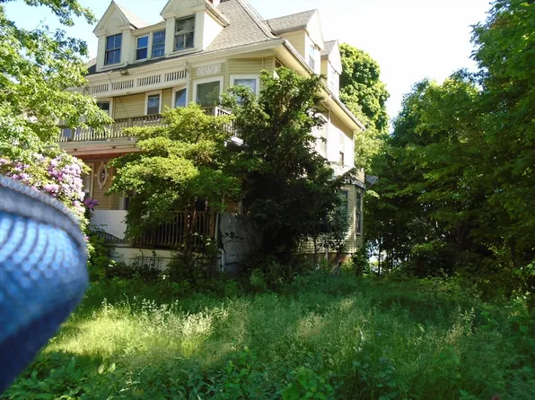 166-168 Ruthven St, Dorchester, MA 02121