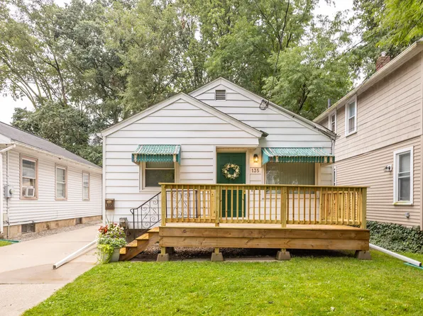 135 S Hayford Ave, Lansing, MI 48912