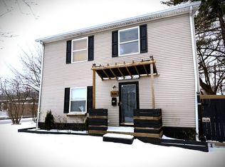 836 E Elza Ave, Hazel Park, MI 48030