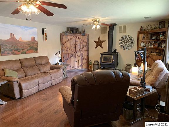 2nd image of 699-260 Eagle Dr