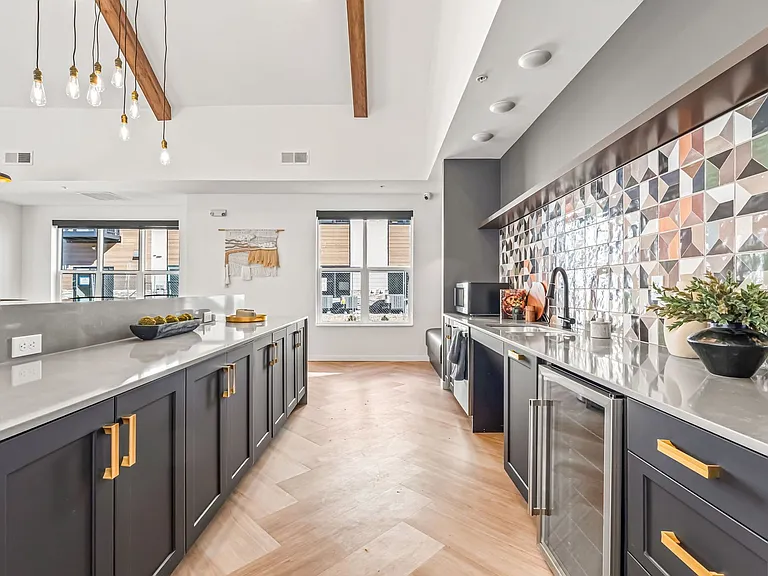 Asher Apartments - LIMITED-TIME OFFER 8 WEEKS FREE! — Photo 9