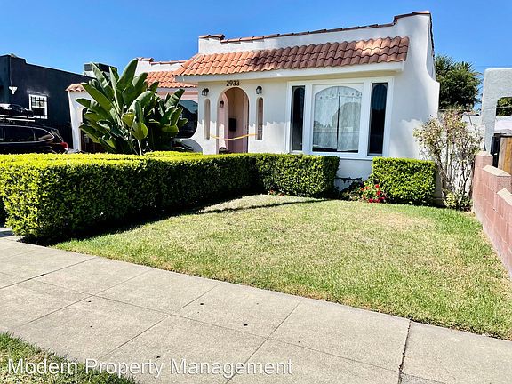 2933 Buckingham Rd, Los Angeles, CA 90016 | Zillow