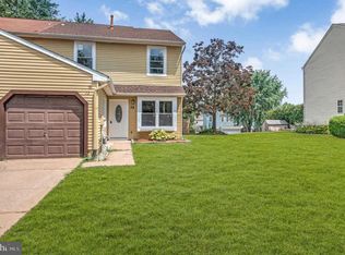 72 Rolling Hills Dr, Westampton, NJ 08060