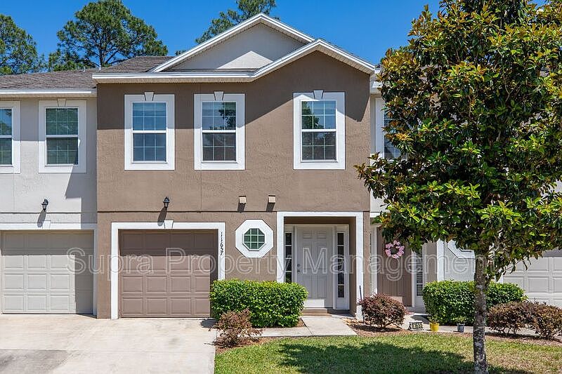 1st image of 11657 Hickory Oak Dr