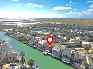 677 E Clam Cir, Port Isabel, TX 78578