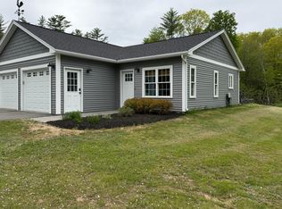 35 Rebecca St, Norridgewock, ME 04957
