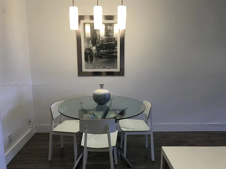 2915 Plunkett St #10D — Photo 8