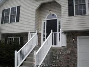 2nd image of 10407 Woodlake Ct
