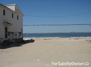 389 Bayside Ave, Breezy Point, NY 11697