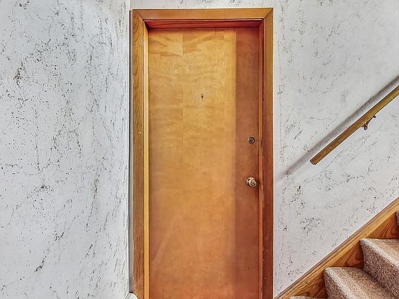 4th image of 7238 S Michigan Ave