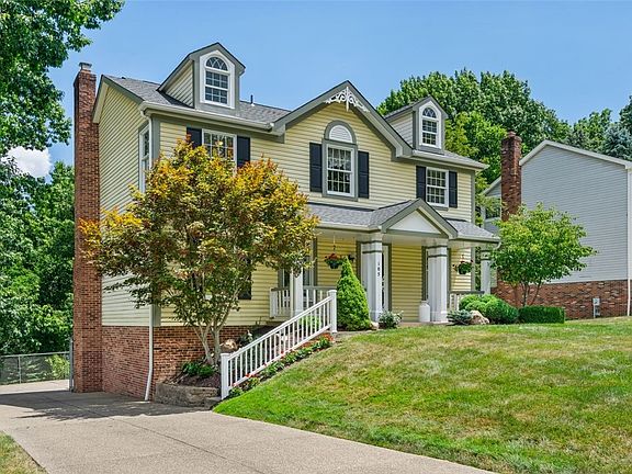 2nd image of 105 Amberwood Ct