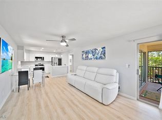 16881 Davis Rd APT 721, Fort Myers, FL 33908