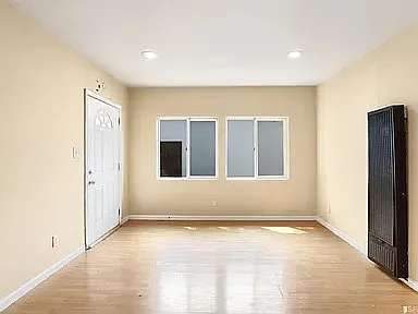 568 Alhambra St — Photo 5